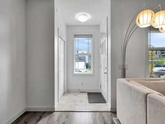 For Rent 4 Bedroom House Calgary AB DS105526159