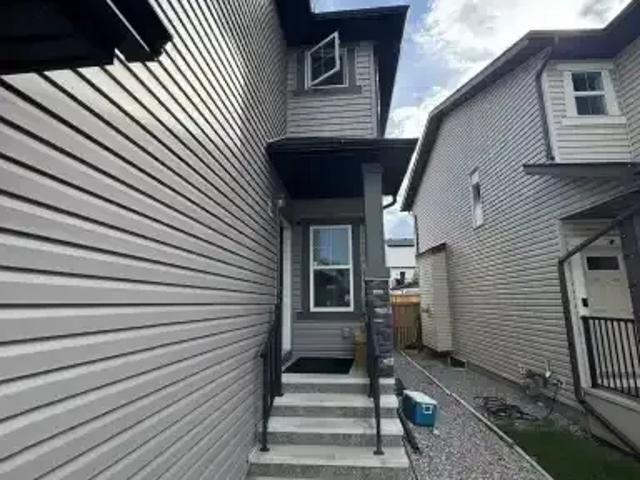 For Rent 4 Bedroom House Calgary AB DS105643265