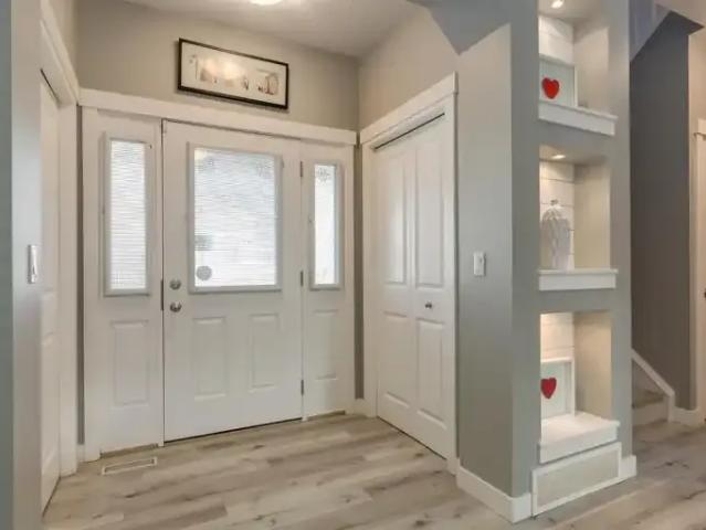 For Rent 4 Bedroom House Calgary AB DS105674742