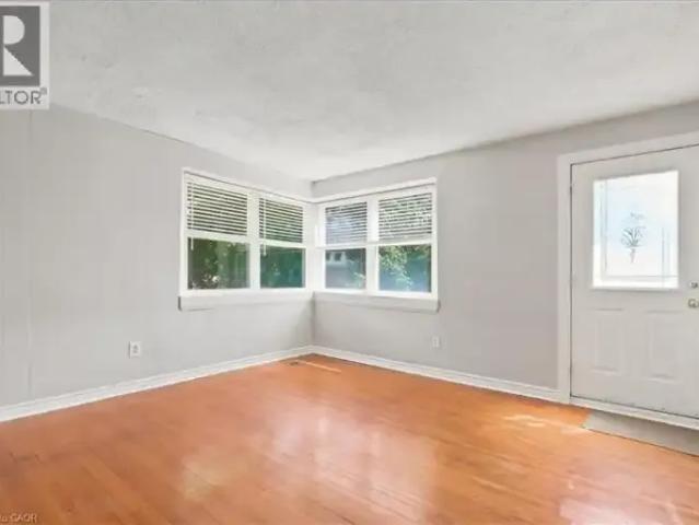 For Rent 4 Bedroom House Cambridge ON DS105467304