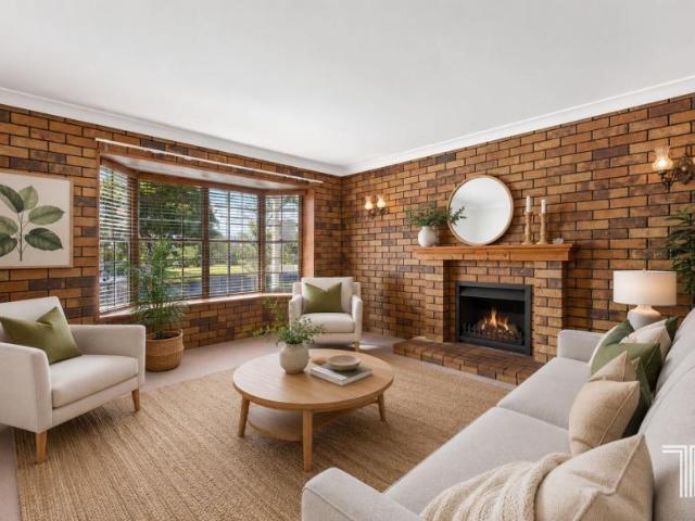 For Rent 4 Bedroom House Carindale QLD DS104144882