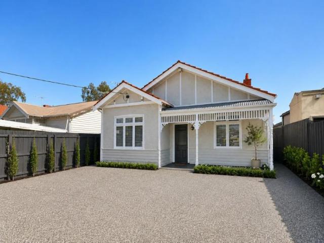 For Rent 4 Bedroom House Carnegie, VIC DS105152910