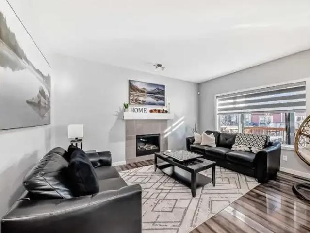 For Rent 4 Bedroom House Airdrie AB DS104991432