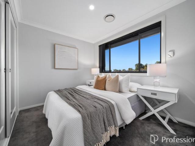 For Rent 4 Bedroom House AIRDS NSW DS105421863