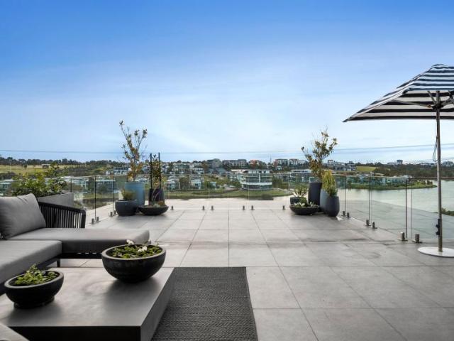 For Rent 4 Bedroom House Ascot Vale VIC DLS104041061