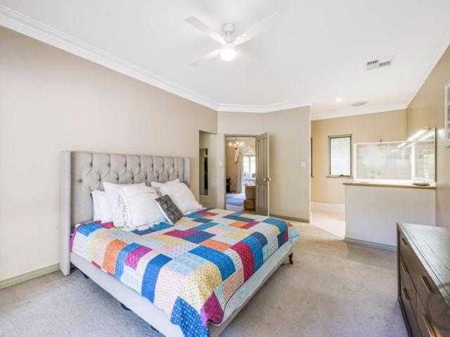 For Rent 4 Bedroom House Bouvard, WA DS104109001