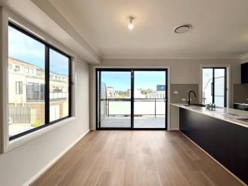 For Rent 4 Bedroom House Box Hill NSW DS102472637