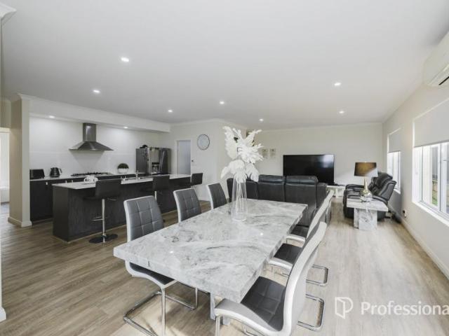 For Rent 4 Bedroom House Banksia Grove WA DS105972650