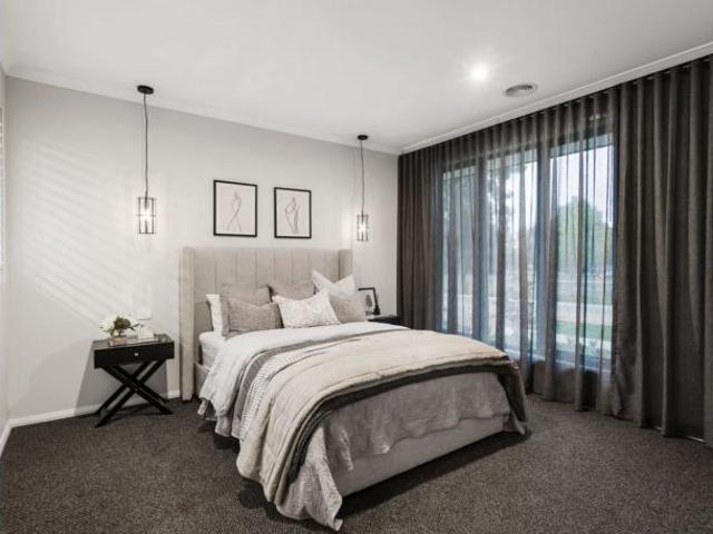 For Rent 4 Bedroom House BARANDUDA VIC DS104947495
