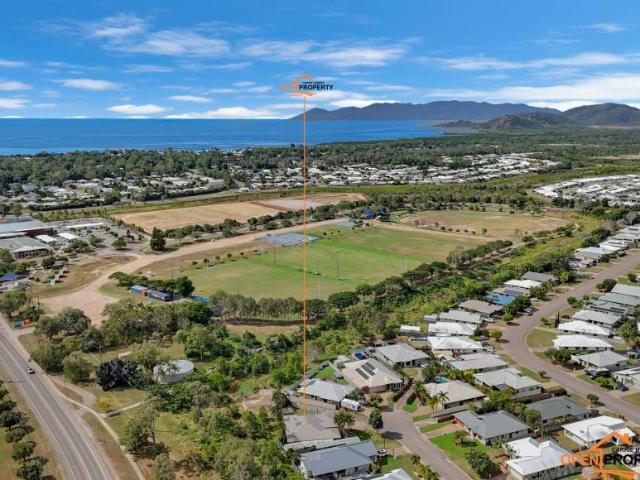 For Rent 4 Bedroom House Bushland Beach QLD DS102208363