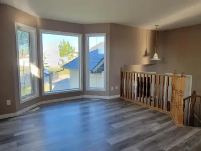 For Rent 4 Bedroom House Grande Prairie AB DS105526107