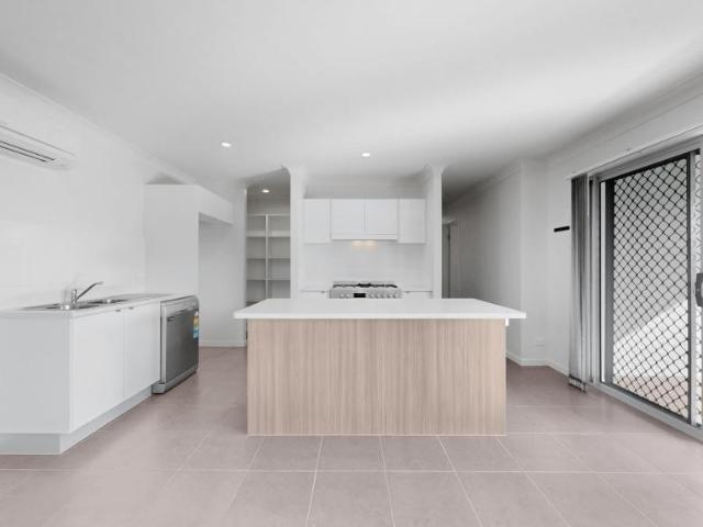 For Rent 4 Bedroom House Griffin QLD DS103576921