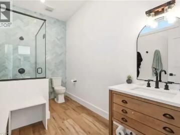For Rent 4 Bedroom House Grimsby ON DS102883595