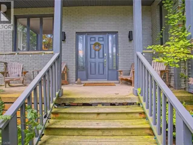 For Rent 4 Bedroom House Grimsby ON DS104257338