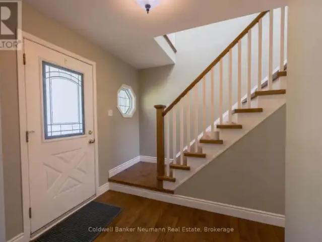 For Rent 4 Bedroom House Guelph ON DS104794775