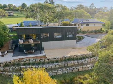 For Rent 4 Bedroom House East Jindabyne NSW DS102277450