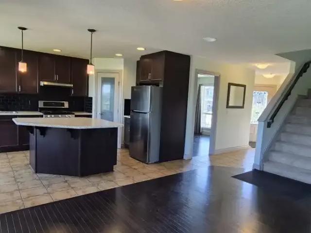 For Rent 4 Bedroom House Edmonton AB DS104401669