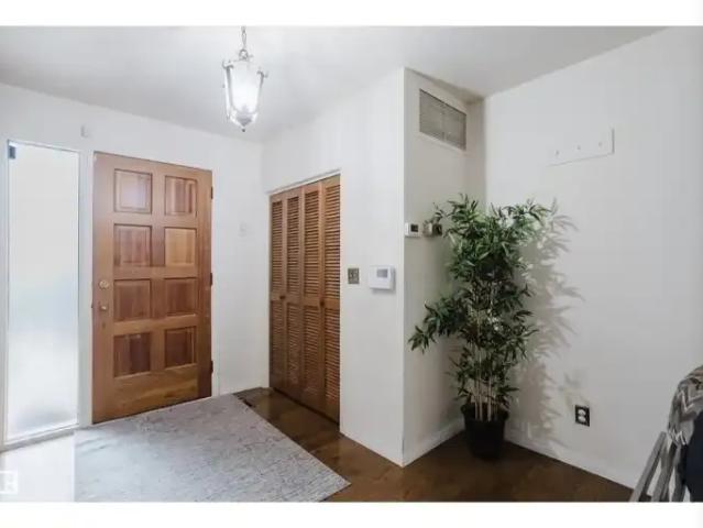 For Rent 4 Bedroom House Edmonton AB DS105486374
