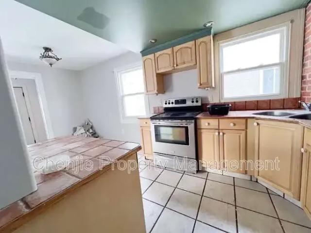 For Rent 4 Bedroom House Edmonton AB DS105087894