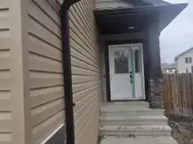 For Rent 4 Bedroom House Edmonton AB DS105100738