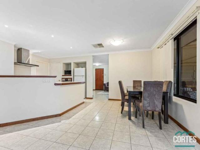 For Rent 4 Bedroom House ELLENBROOK WA DS105704391