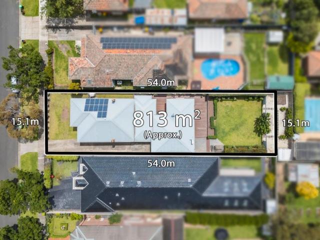 For Rent 4 Bedroom House Essendon VIC DLS102766743