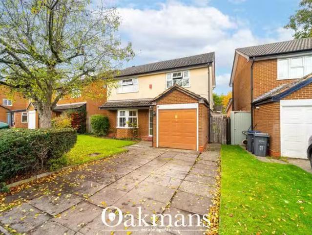 Unique 4 bedroom house for rent in Pavenham Drive, Birmingham.