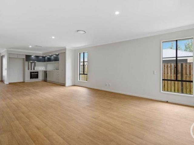 For Rent 4 Bedroom House Fernvale, QLD DS102668098