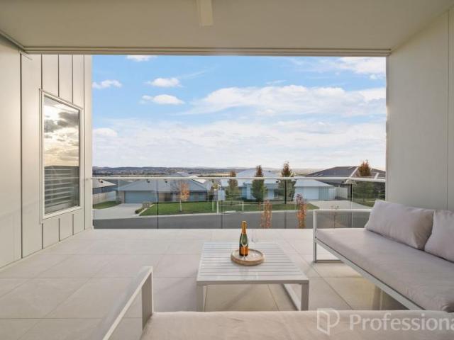 For Rent 4 Bedroom House Kelso NSW DS105972796