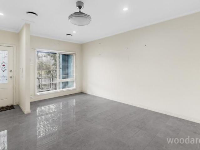 For Rent 4 Bedroom House Kensington VIC DS105421676