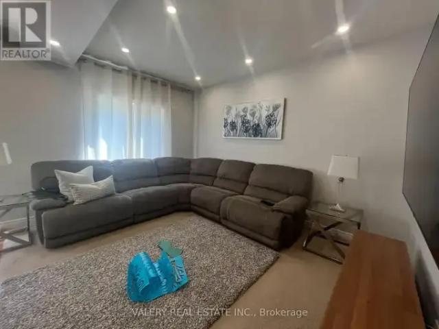 For Rent 4 Bedroom House Kitchener ON DS104142795