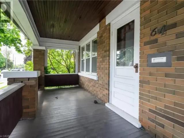 For Rent 4 Bedroom House Kitchener ON DS104598418