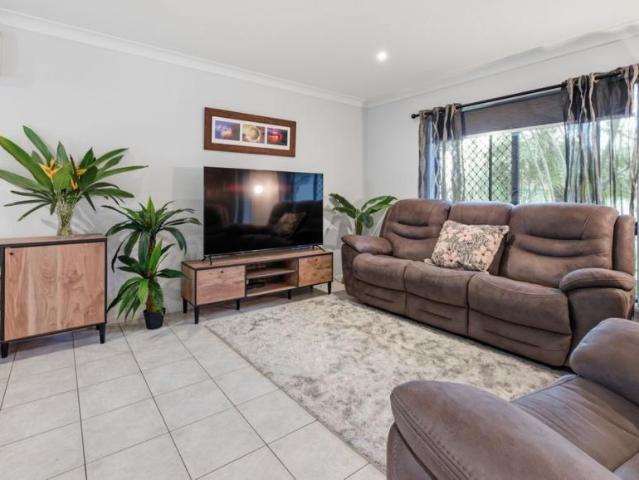For Rent 4 Bedroom House Kirwan, QLD DS104072823