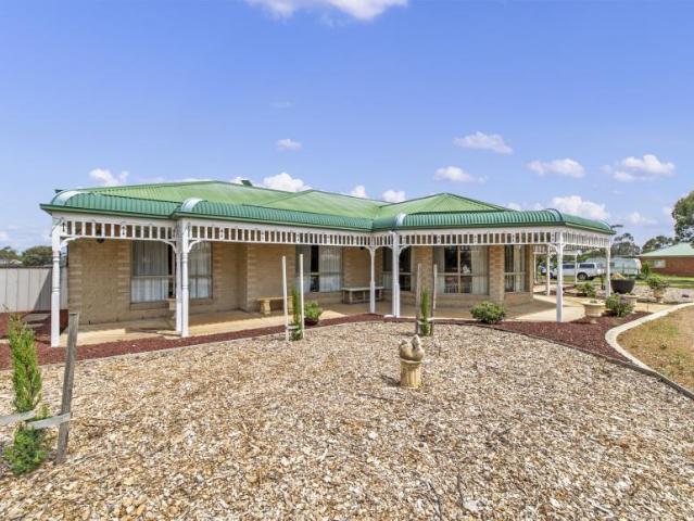 For Rent 4 Bedroom House HOPETOUN PARK VIC DS104952729