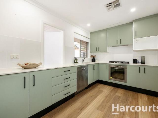For Rent 4 Bedroom House Hillarys WA DS106076583