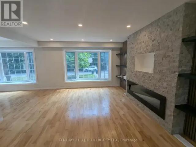 For Rent 4 Bedroom House Innisfil ON DS103380039