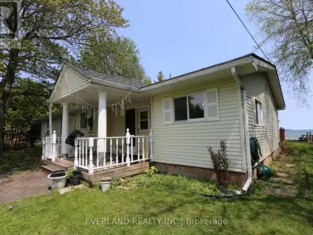 For Rent 4 Bedroom House Innisfil ON DS105554537