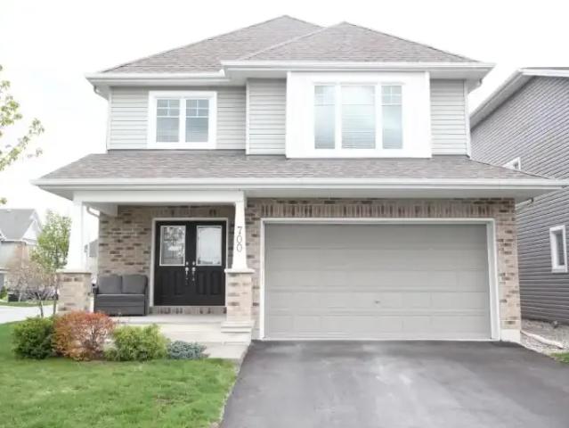 For Rent 4 Bedroom House Ottawa ON DS104876566