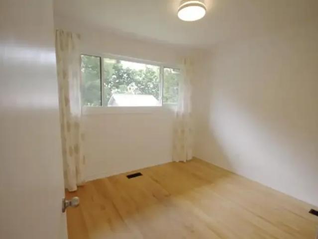 For Rent 4 Bedroom House Ottawa ON DS105071740