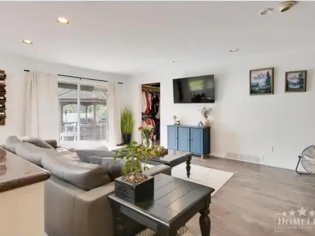 For Rent 4 Bedroom House Langley BC DS105345058