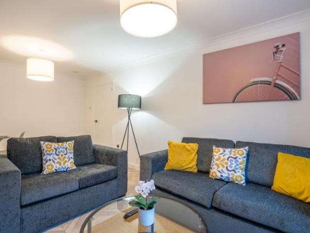 For Rent 4 Bedroom House Livingston Livingston DS99745946
