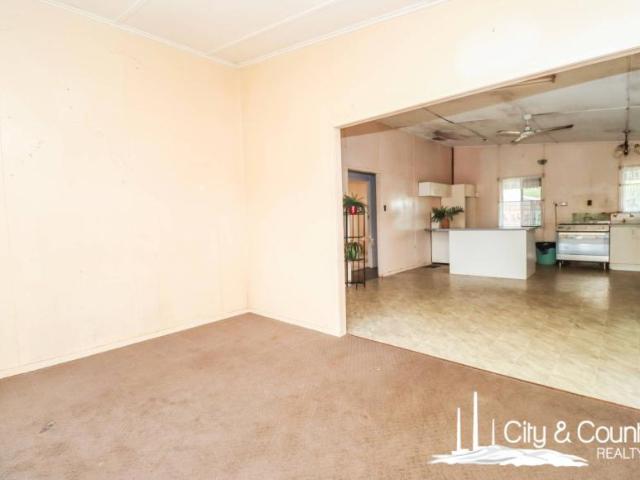 For Rent 4 Bedroom House Mount Isa QLD DS103307831
