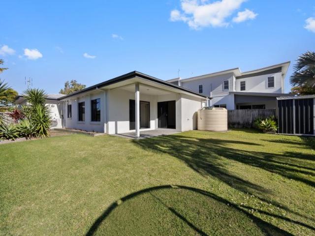 For Rent 4 Bedroom House Mountain Creek QLD DS105745308