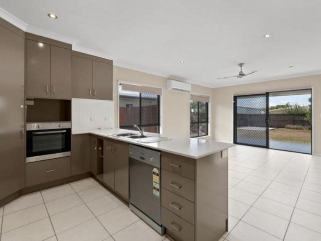 For Rent 4 Bedroom House Marian QLD DS106075210