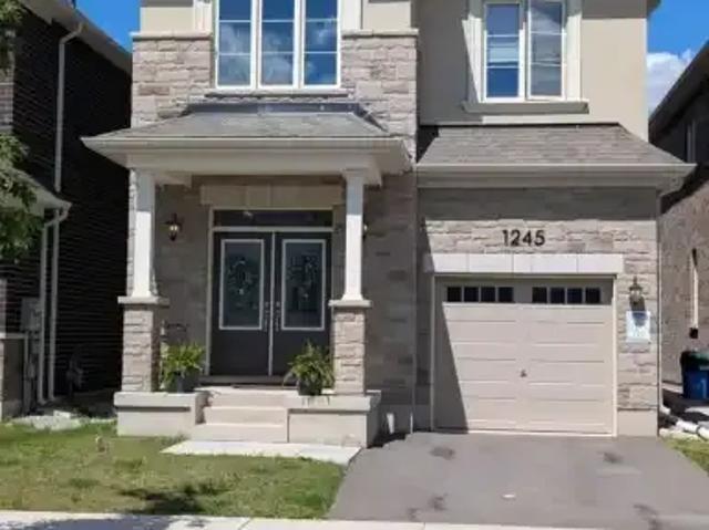 For Rent 4 Bedroom House Milton ON DS103487555