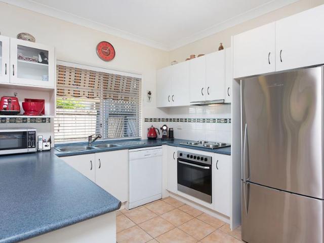 For Rent 4 Bedroom House Sippy Downs QLD DS104108721