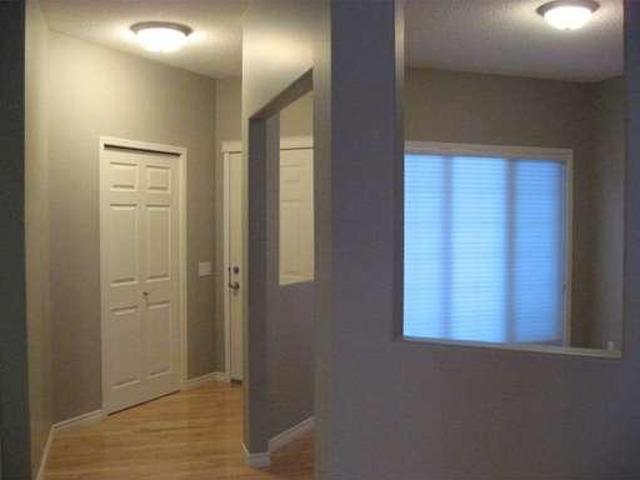 For Rent 4 Bedroom House St. Albert AB DS105134628