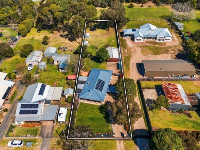 For Rent 4 Bedroom House STRATFORD VIC DS105626947
