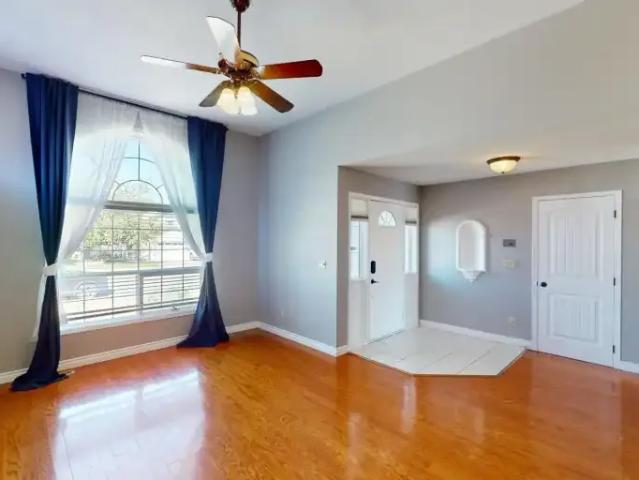 For Rent 4 Bedroom House Strathmore AB DLS105755731