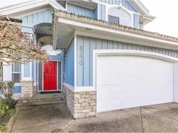 For Rent 4 Bedroom House Surrey BC DS103215968